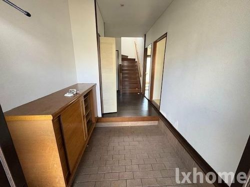 大阪府摂津市別府1丁目(一戸建)の賃貸物件の玄関