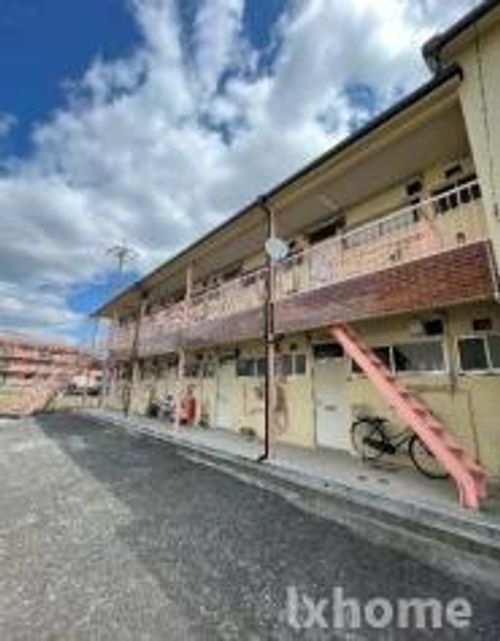 川西ハイツの外観