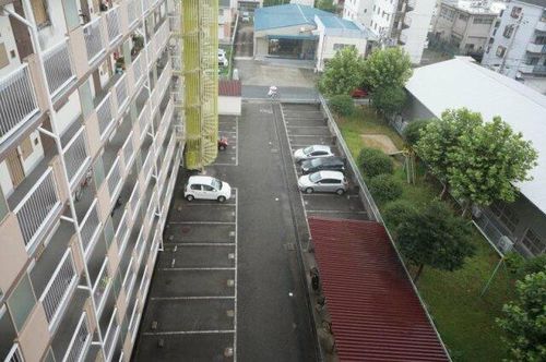 パークハイツミシマの玄関