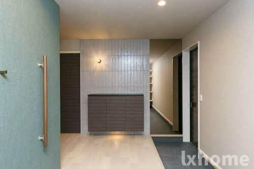 グランプルミエールの玄関