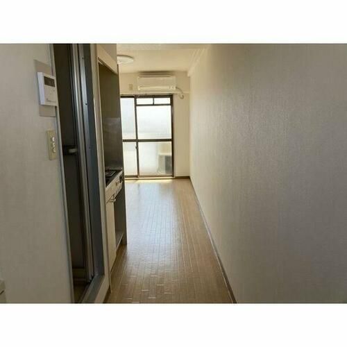 プレアール正雀の玄関