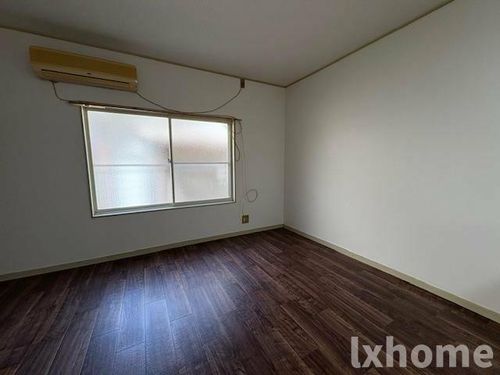 森本ハイツの居間