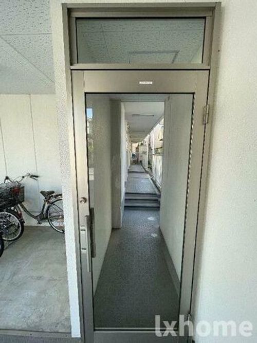 スカイマンションⅡの玄関