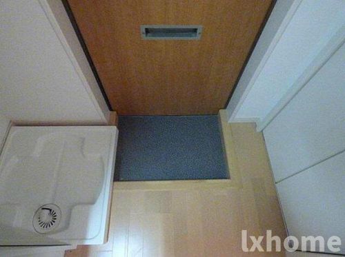 千里丘東ハイツの玄関