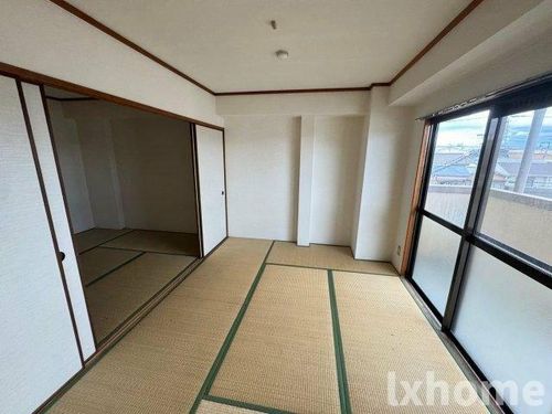 エクセル樋下の内装