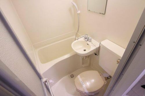 ラムール西舞子の風呂