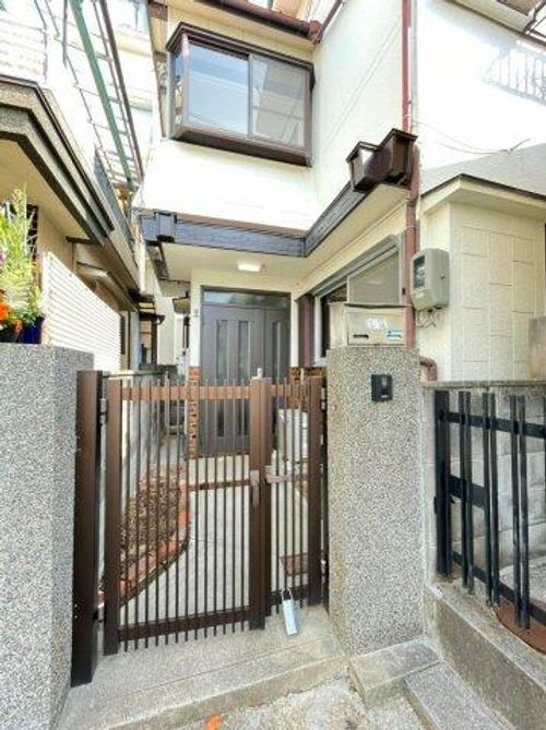 兵庫県神戸市垂水区福田4丁目(一戸建)の賃貸物件の玄関