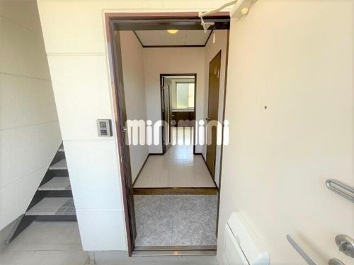 コーポイーストKの玄関