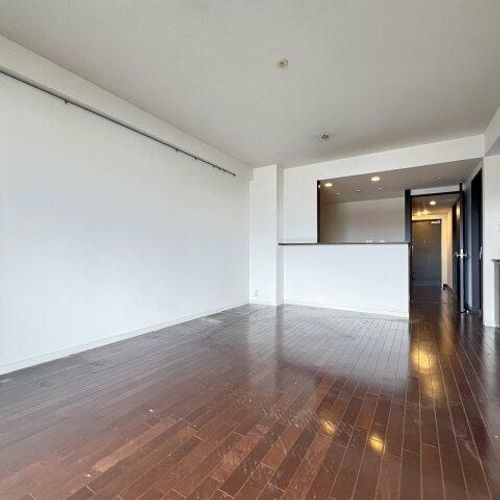 レジディア徳川の居間