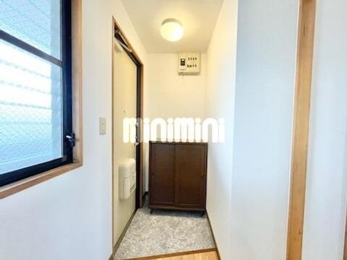 ラベンダーの玄関