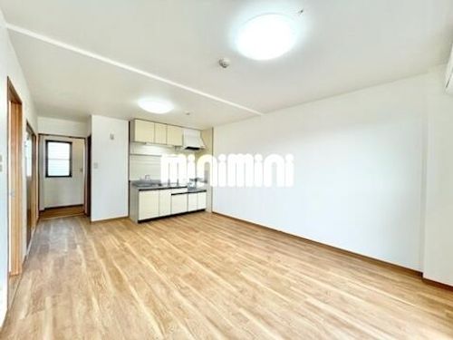 ラベンダーの居間