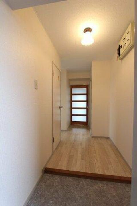 グランデ松蔭の玄関