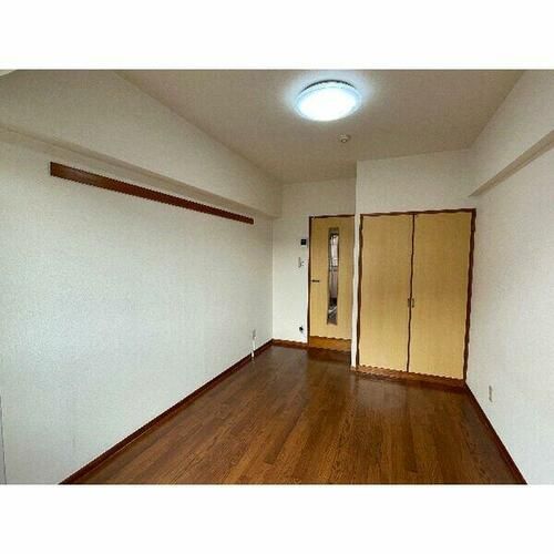 CS味鋺306の内装