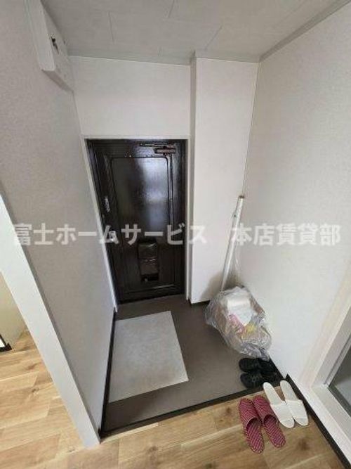 コーポ澄4-Aの玄関