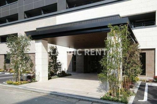 エンクレスト博多EAST PARKの玄関