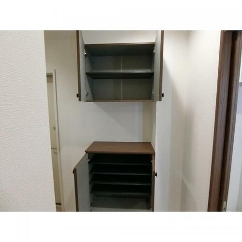 プランドール201の内装