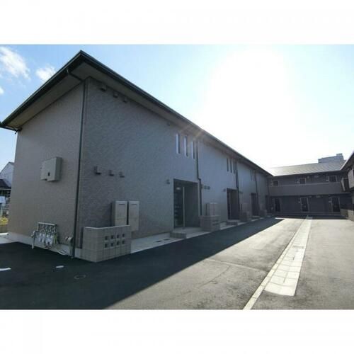 プレセアコート花園 C棟202の外観