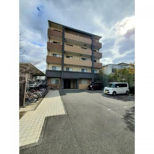 プレジィール大日の外観