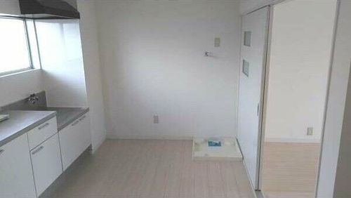 昭栄コーポの居間