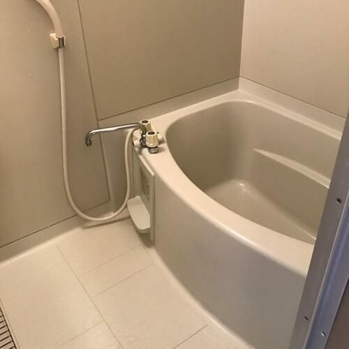 コンディシープル南が丘 B棟の風呂