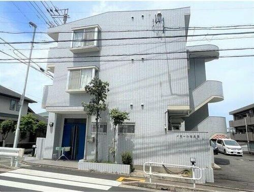 ドミール佐久間の外観