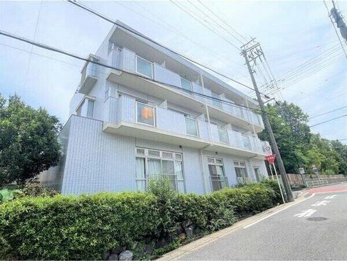 ドミール佐久間の外観