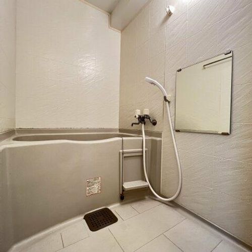 プロビデンス東片端の風呂