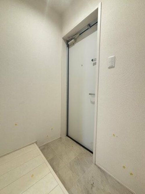 フジパレス高石Ⅱ番館101の玄関