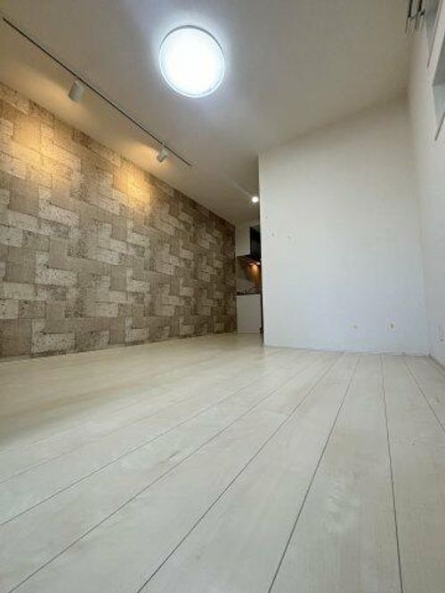 フジパレス高石Ⅱ番館101の居間