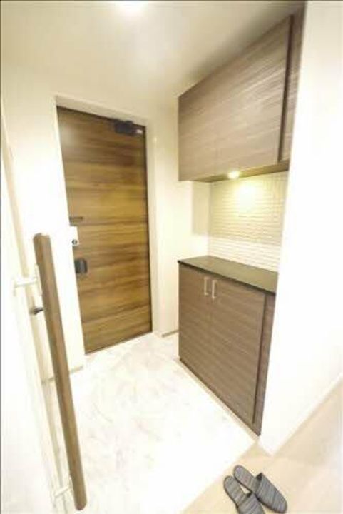 エクラージュの玄関