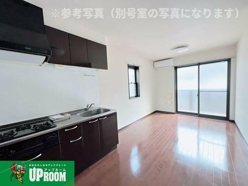 アンプルール リーブル サクラージュの居間