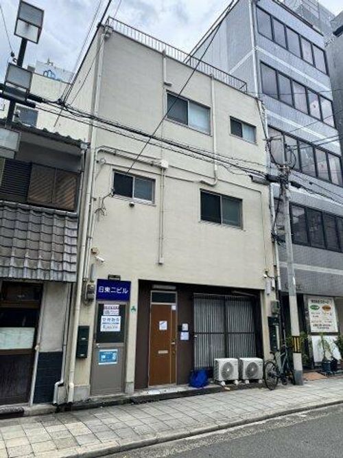 日東二ビルの外観