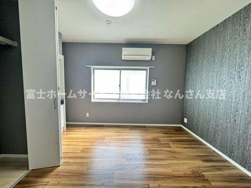 日東二ビルの内装