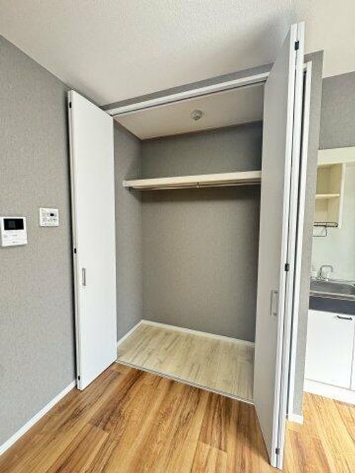 日東二ビルの内装