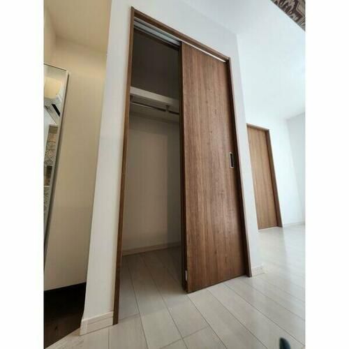 Blanc de blancs(ブラン ドゥ ブラン)の内装