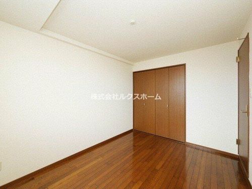 アメニティ駅前の居間