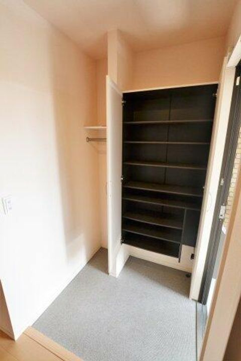 大阪府堺市北区東浅香山町3丁(アパート)の賃貸物件の玄関