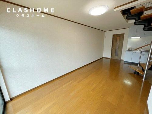 クラセードル碧南 B102の居間