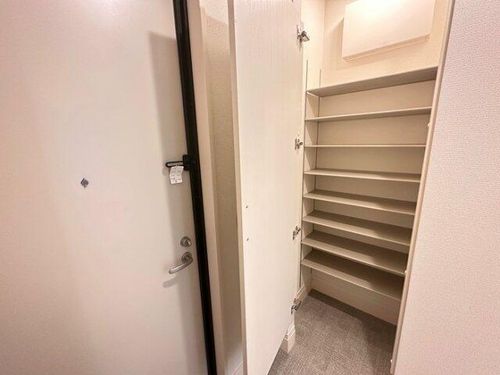 福岡県北九州市若松区用勺町(アパート)の賃貸物件の玄関