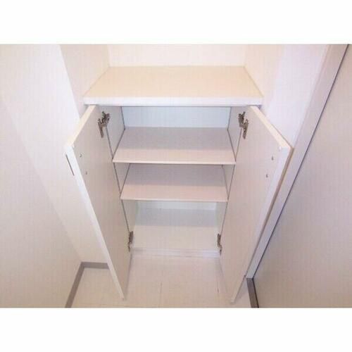 ルーエ琴似の玄関