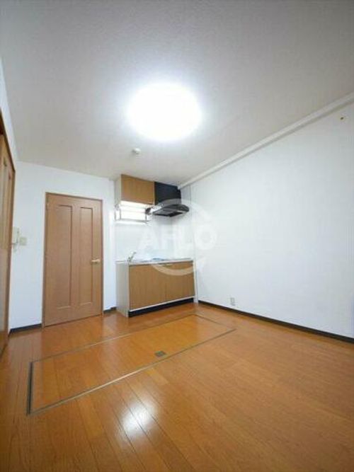 エストメゾン夕陽ヶ丘の居間