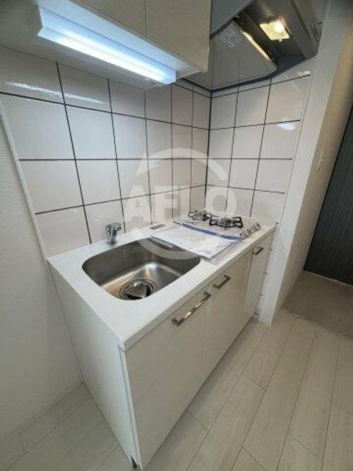 エスリード弁天町桜通レジデンスのキッチン