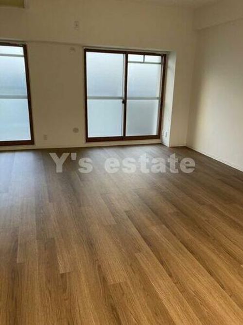 小阪オリエントハウスの居間