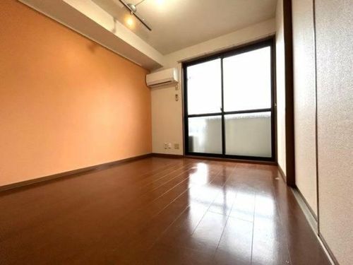 福岡県北九州市若松区宮前町(アパート)の賃貸物件の居間