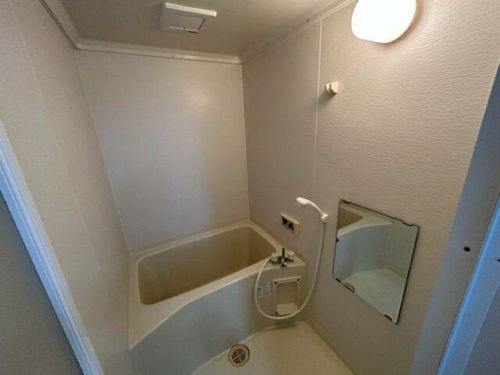 福岡県北九州市若松区宮前町(アパート)の賃貸物件の風呂