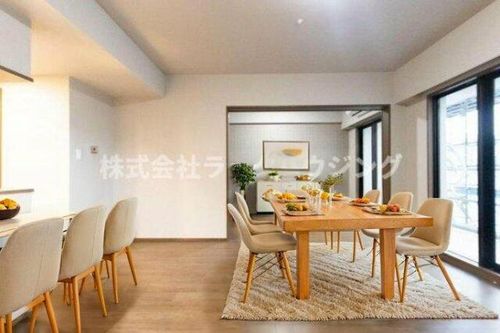 LaDouceur門真の居間