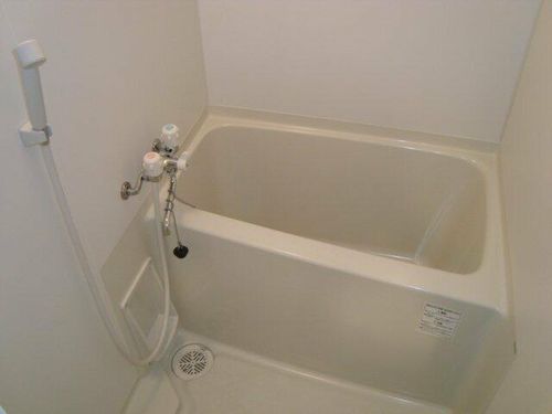 アパートメントUの風呂