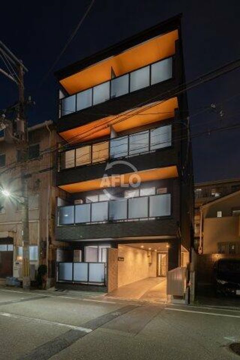 Nu岸里駅前の外観