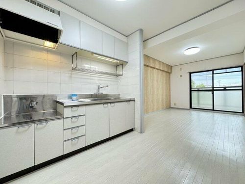 グレイス平島の居間