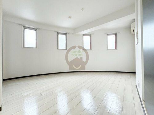 大阪府大阪市西区新町3丁目(マンション)の賃貸物件の居間